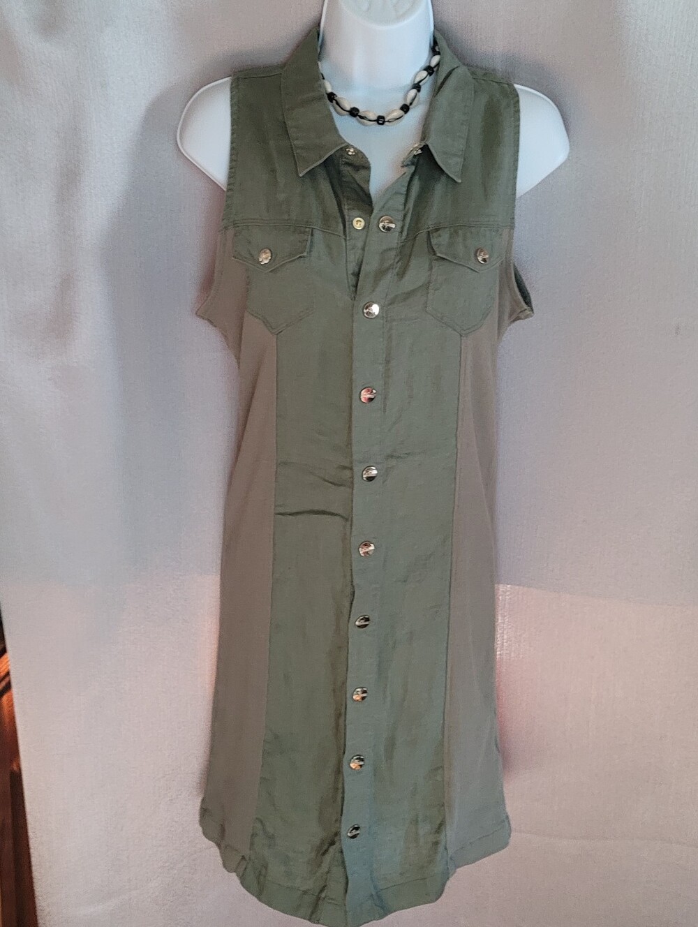 Women's jacket label